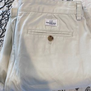 Vineyard vine khakis